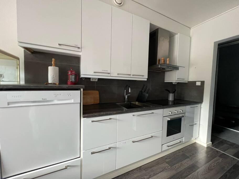 Aurora Apartment 2Bdr Wsauna 罗瓦涅米 外观 照片