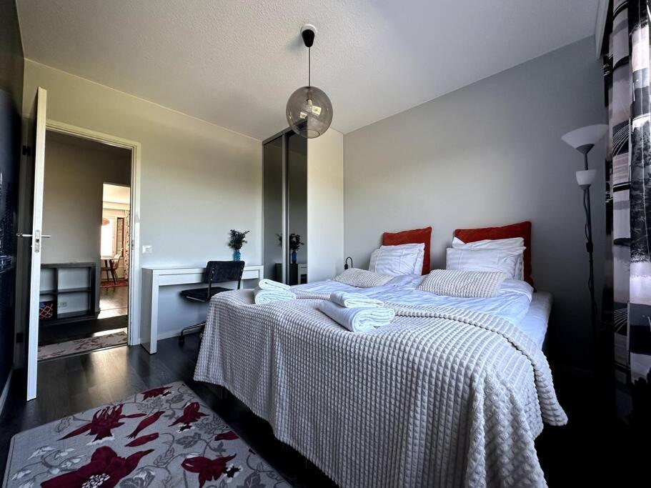 Aurora Apartment 2Bdr Wsauna 罗瓦涅米 外观 照片