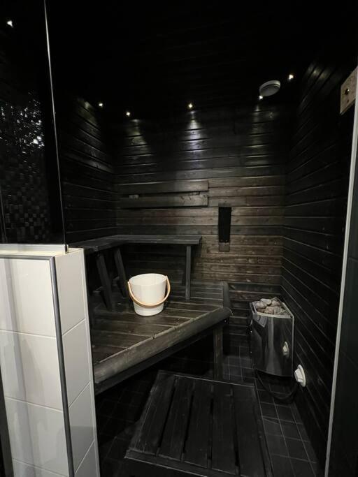 Aurora Apartment 2Bdr Wsauna 罗瓦涅米 外观 照片